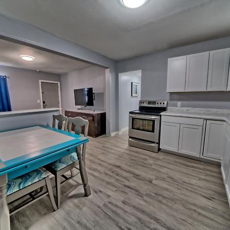 Lower Grand Lagoon Aqua View Motel מראה חיצוני תמונה