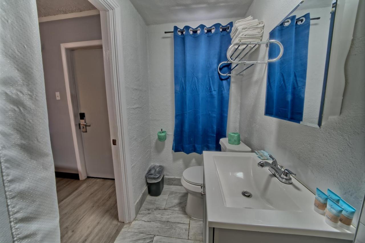 Lower Grand Lagoon Aqua View Motel מראה חיצוני תמונה