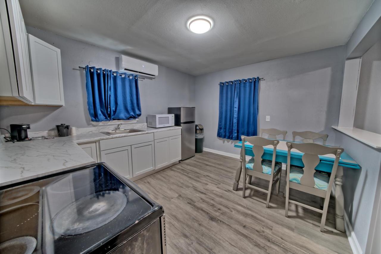 Lower Grand Lagoon Aqua View Motel מראה חיצוני תמונה