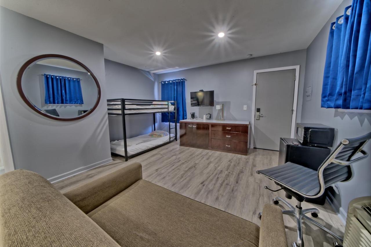 Lower Grand Lagoon Aqua View Motel מראה חיצוני תמונה