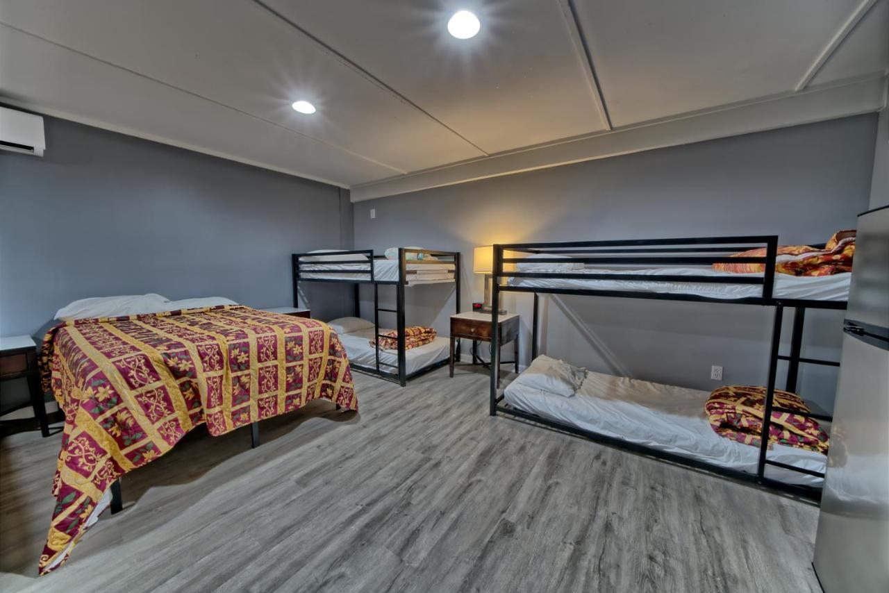 Lower Grand Lagoon Aqua View Motel מראה חיצוני תמונה