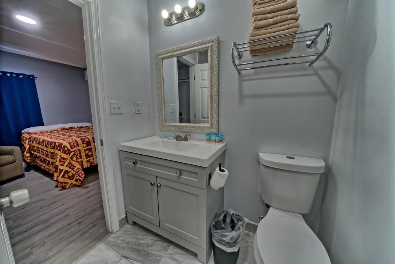 Lower Grand Lagoon Aqua View Motel מראה חיצוני תמונה