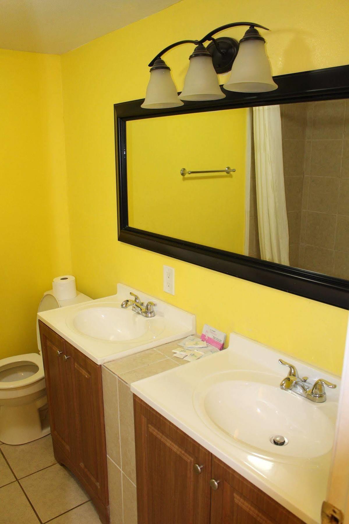 Lower Grand Lagoon Aqua View Motel מראה חיצוני תמונה