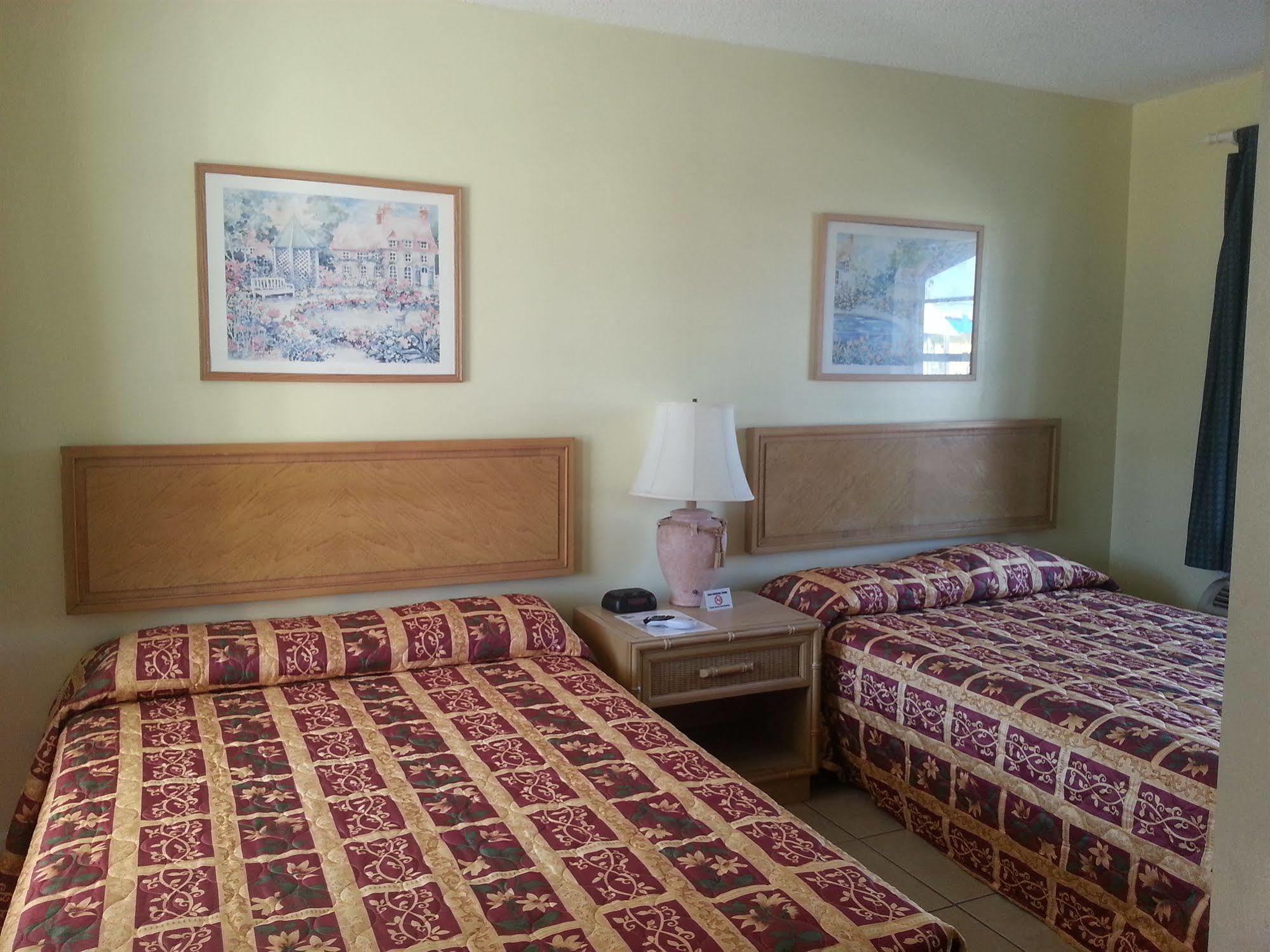 Lower Grand Lagoon Aqua View Motel מראה חיצוני תמונה