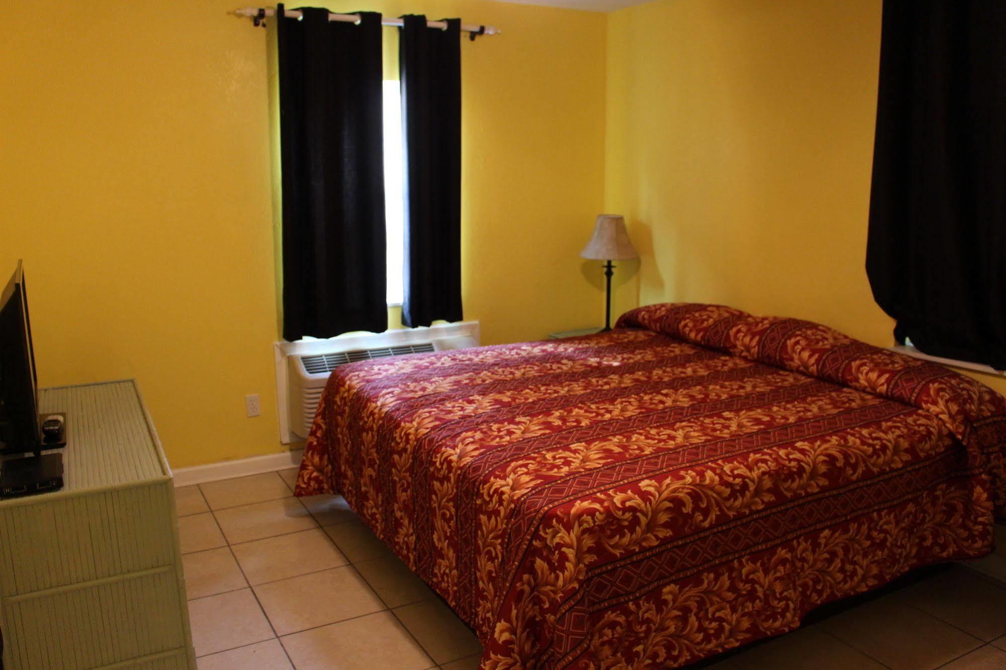 Lower Grand Lagoon Aqua View Motel מראה חיצוני תמונה
